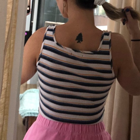 square neck tank top - Picture 3 of 4